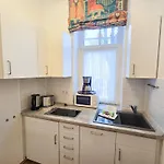 Appartement mit Meerblick, 2 Schlafzimmern und Balkon SV 607