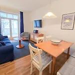 Appartement mit Meerblick, 2 Schlafzimmern und Balkon SV 607